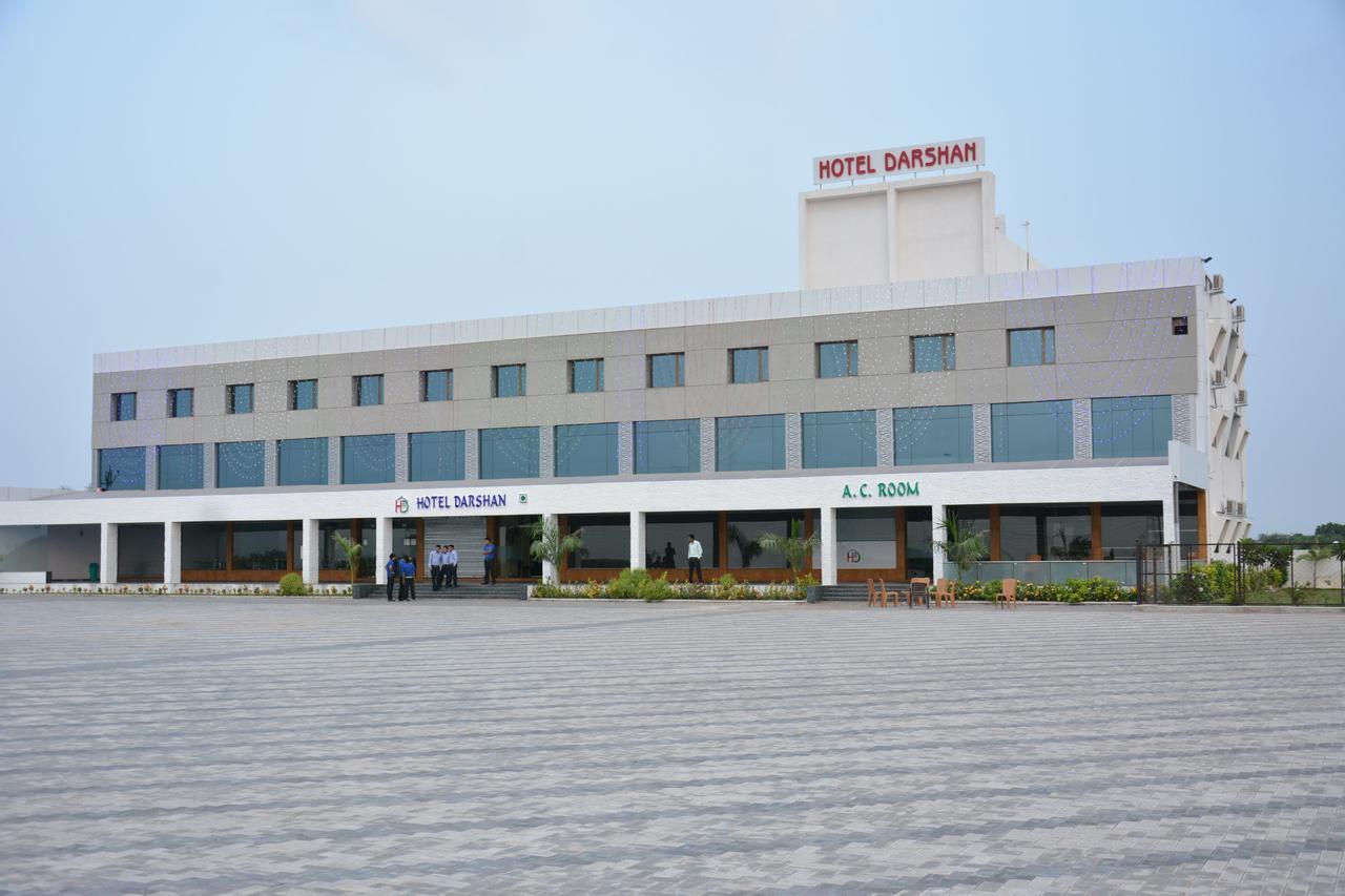 Hotel Darshan Rājula Exteriör bild